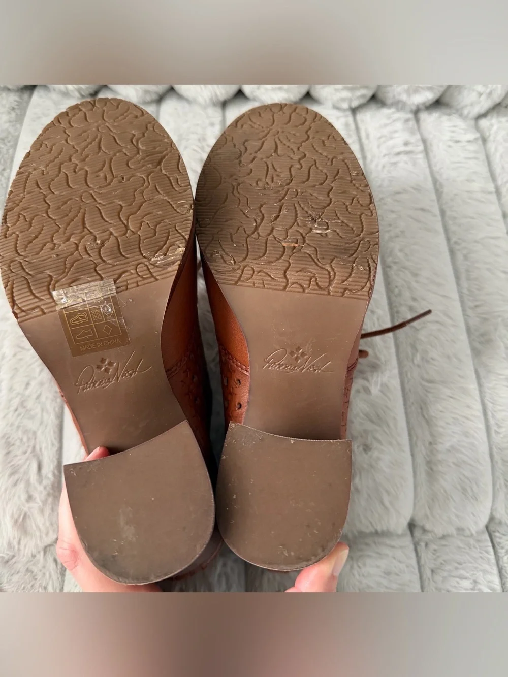 Patricia Nash brown leather Parma heeled lace-up oxfords